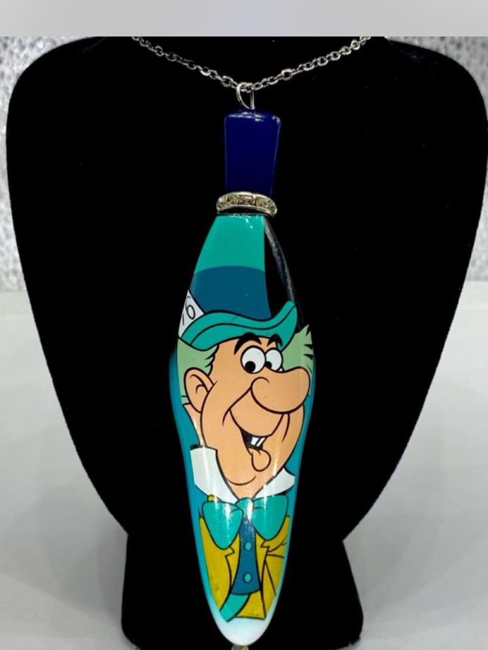 Alice in Wonderlands = The Mad Hatter  ^^^ Ladies “ Necklace / Bracelet ***